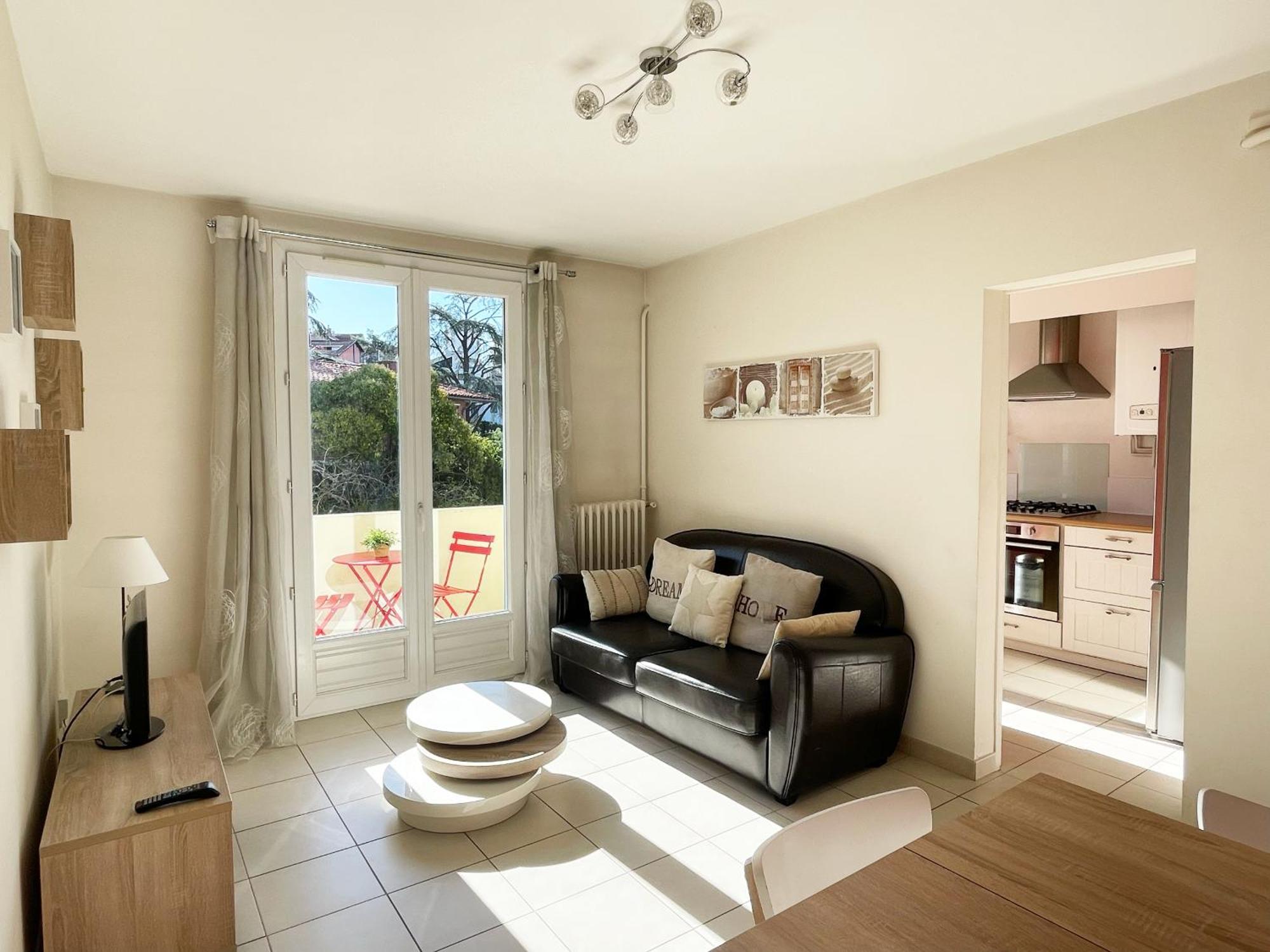 Toussaint Appartement Toulouse Buitenkant foto